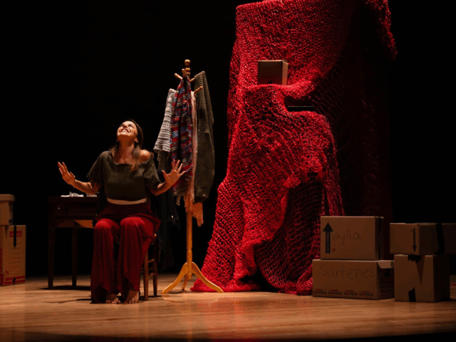 Hilos: la memoria habla