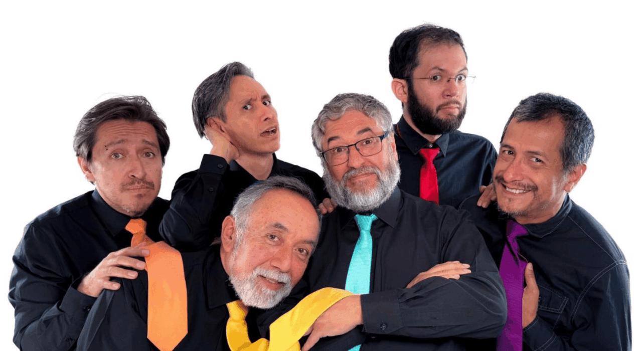 Corbatas al suelo